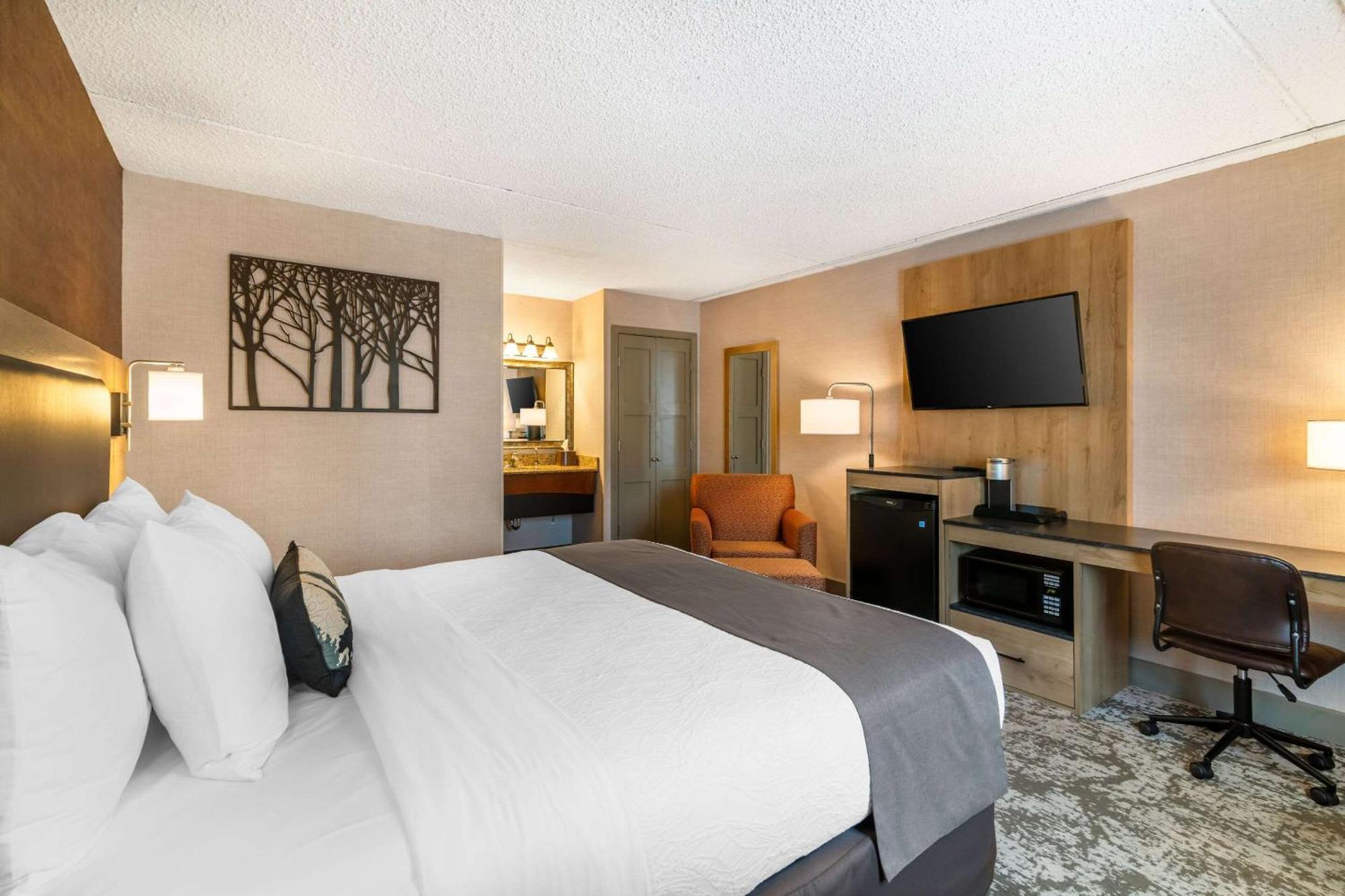 Hotel Maine Evergreen Hotel, Ascend Collection